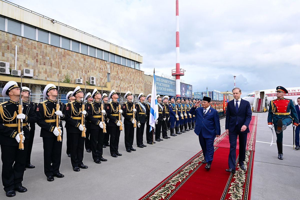 Presiden Prabowo dan Putin Bahas Kerja Sama Strategis Indonesia-Rusia di St. Petersburg