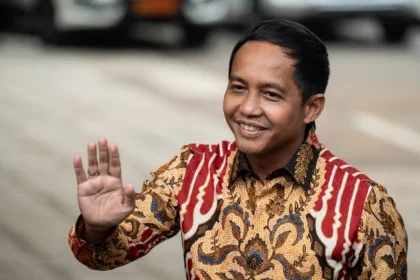 Profil Raja Juli Antoni, Menteri Kehutanan Kabinet Prabowo-Gibran