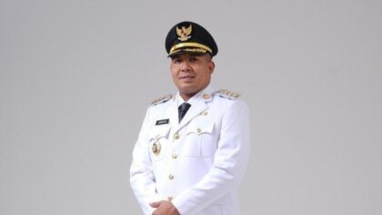 Profil dan Riwayat Hidup Bursah Zarnubi, Bupati Lahat Sumsel