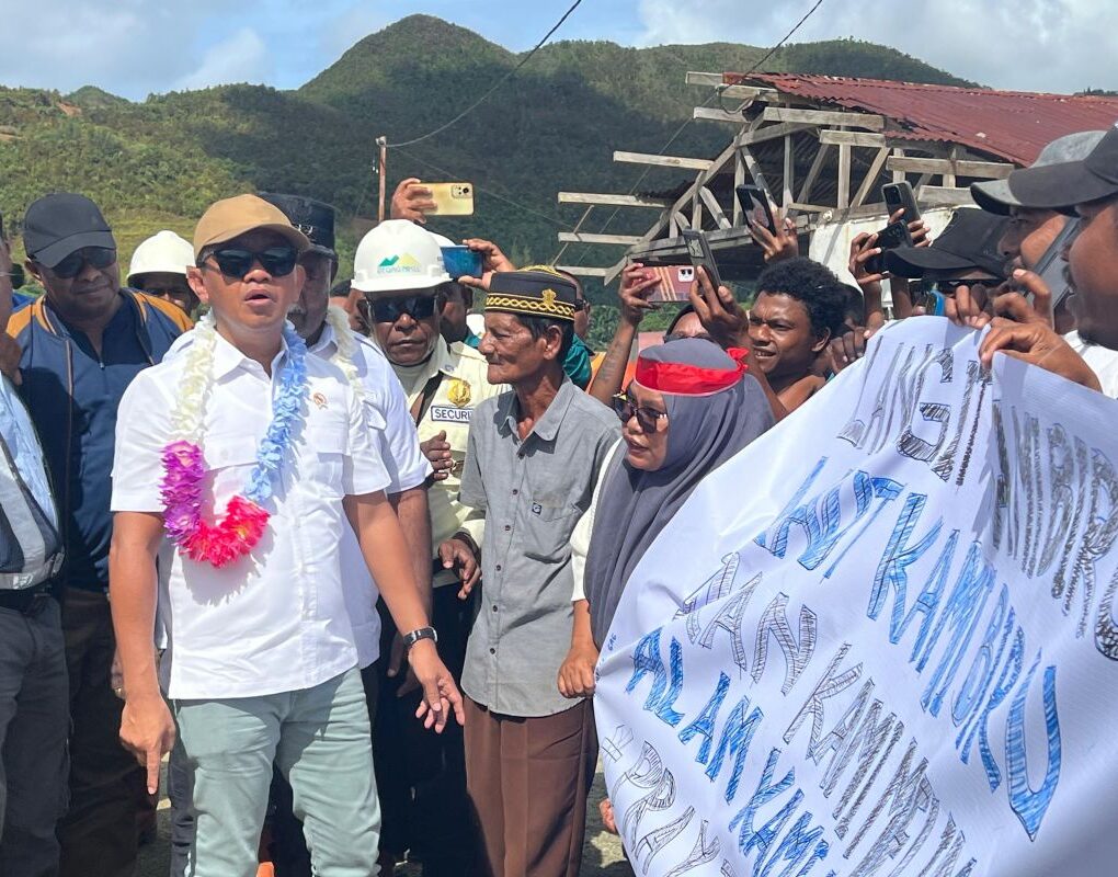 Menteri ESDM Tinjau Tambang Nikel Raja Ampat, Bahlil: Tidak Ada Masalah Lingkungan