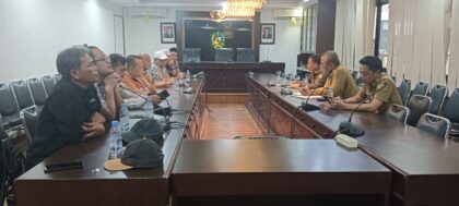 Pertemuan antara pedagang Pasar Pusat Pasar Medan dan Pemko di Balai Kota Medan. BP/ist