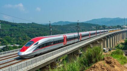 Whoosh Tembus 10 Juta Penumpang, Kereta Cepat Indonesia Cetak Sejarah Baru