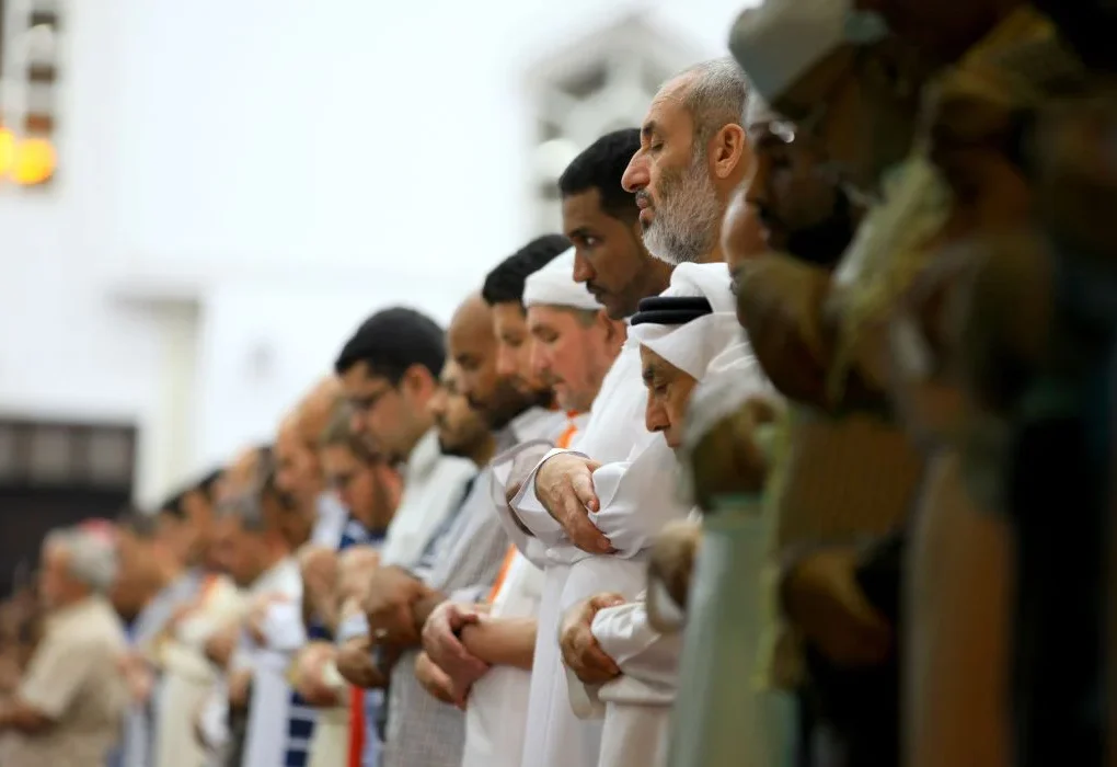 Idul Adha Jatuh Hari Jumat, Apakah Salat Jumat Tetap Wajib?
