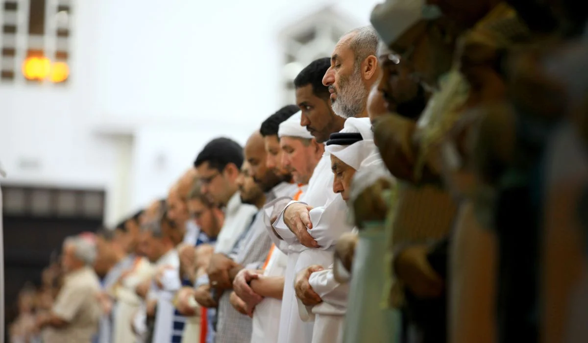 Idul Adha Jatuh Hari Jumat, Apakah Salat Jumat Tetap Wajib?