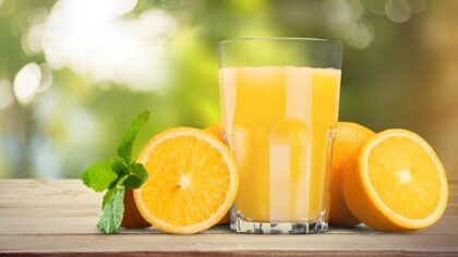 Resep Es Jeruk Yakult Segar: Minuman Kekinian untuk Cuaca Panas