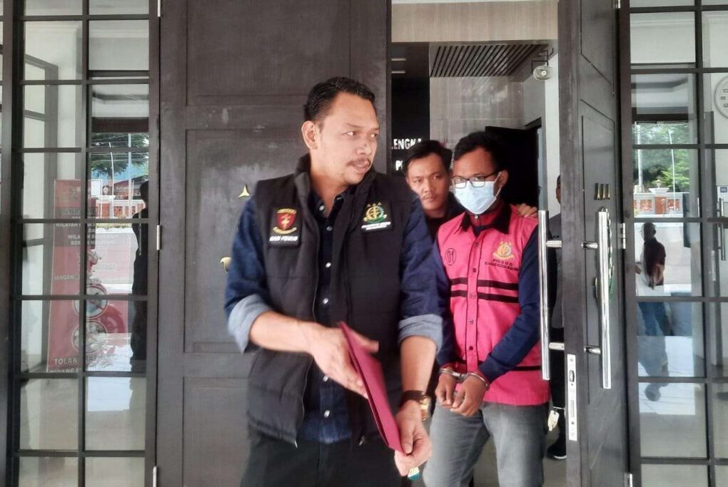 Sekdes di Majalengka Diduga Korupsi Dana Desa Rp513 Juta untuk Mobile Legend