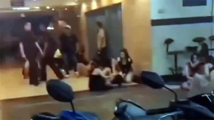 Detik-Detik Kesurupan Massal Pemandu Karaoke di Hotel Kawasan Pasar Baru