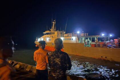 Kapal Terbalik di Selat Sipora, 11 Orang Termasuk Anggota DPRD Mentawai Masih Hilang